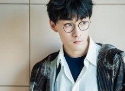 娱乐圈吃瓜夫妻是谁啊,娱乐圈热门吃瓜夫妻揭秘