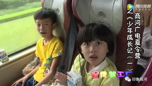 娱乐吃瓜酱小男孩视频,萌态百出，笑料连连